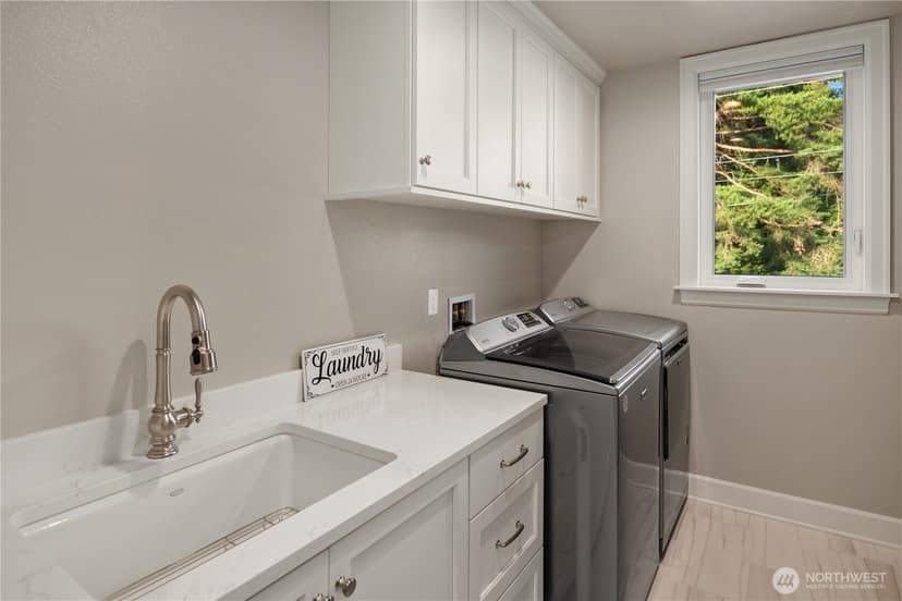 Property photo for 17655 86th Avenue NE, Bothell photo 27