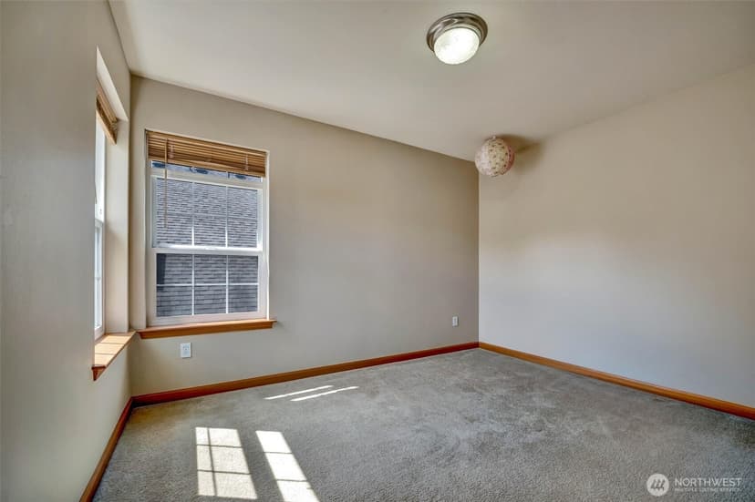 Property photo for 2125 131st Place SW, Everett photo 14
