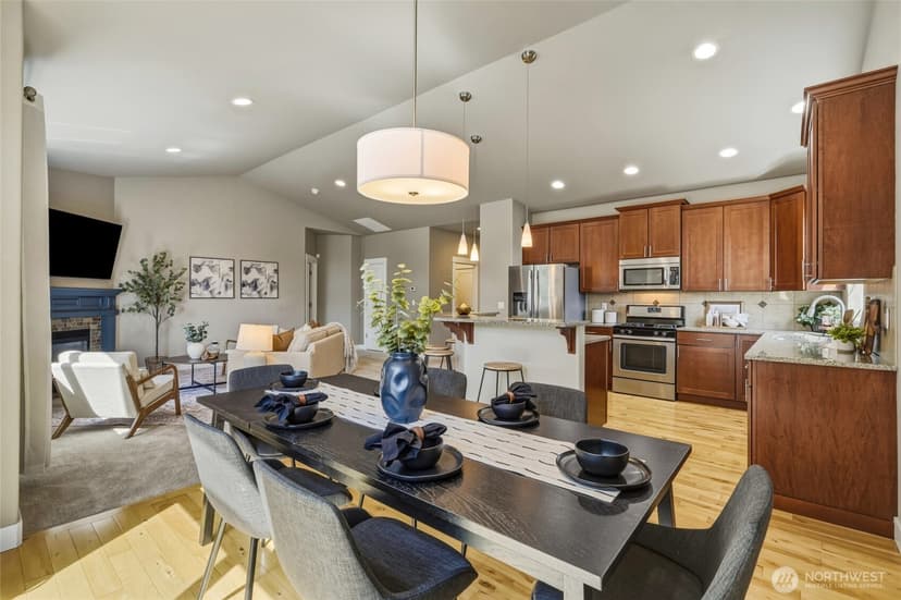 Property photo for 2210 Lincoln Place, Snohomish photo 15