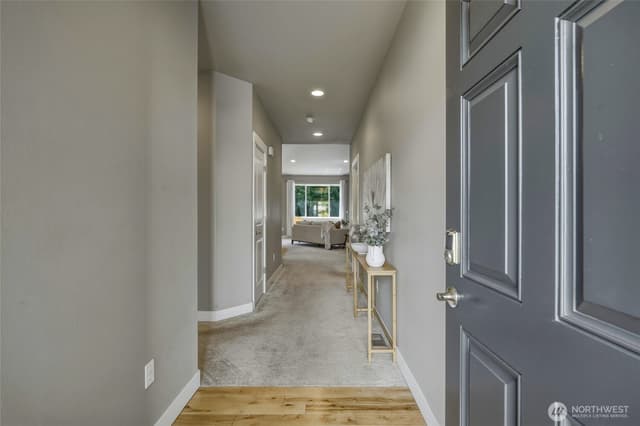 Property photo for 2210 Lincoln Place, Snohomish photo 4