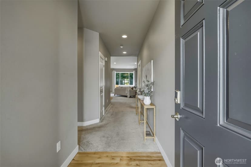 Property photo for 2210 Lincoln Place, Snohomish photo 4