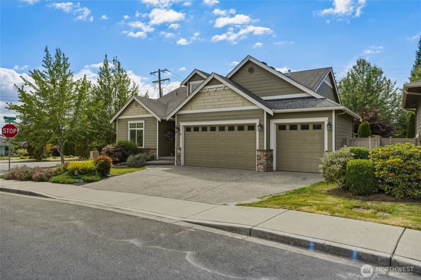 Property photo for 2210 Lincoln Place, Snohomish photo 3