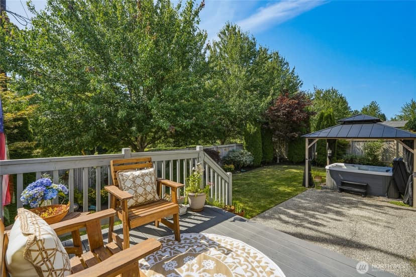 Property photo for 2210 Lincoln Place, Snohomish photo 24