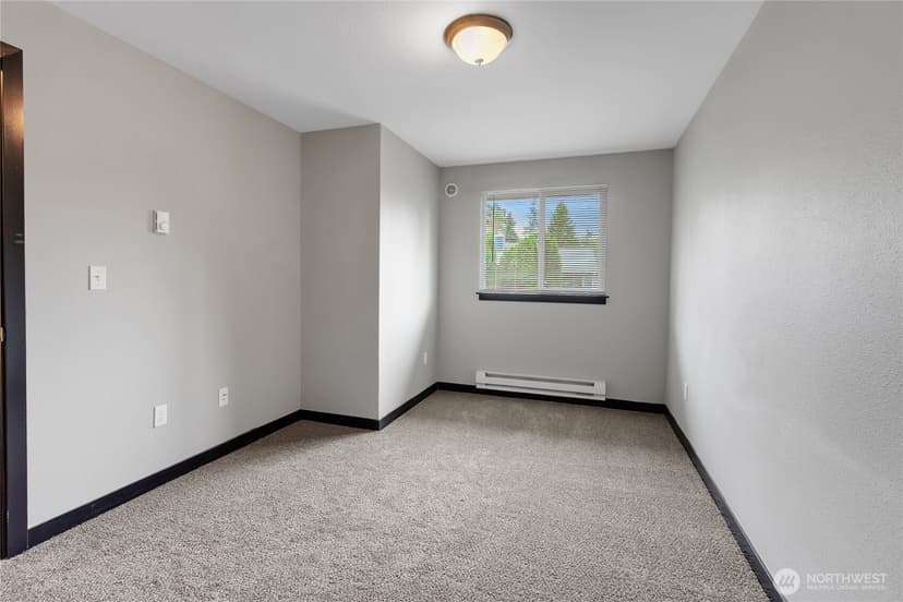 Property photo for 32219 14th Avenue SW, Federal Way photo 22