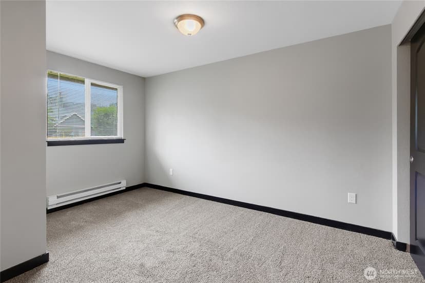 Property photo for 32219 14th Avenue SW, Federal Way photo 21