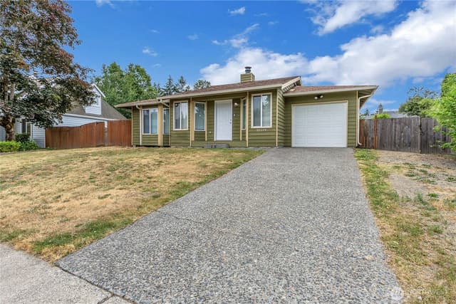 Property photo for 32219 14th Avenue SW, Federal Way photo 2