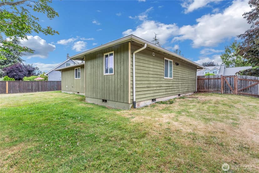 Property photo for 32219 14th Avenue SW, Federal Way photo 6