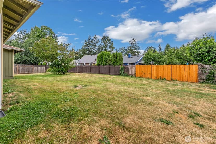 Property photo for 32219 14th Avenue SW, Federal Way photo 3