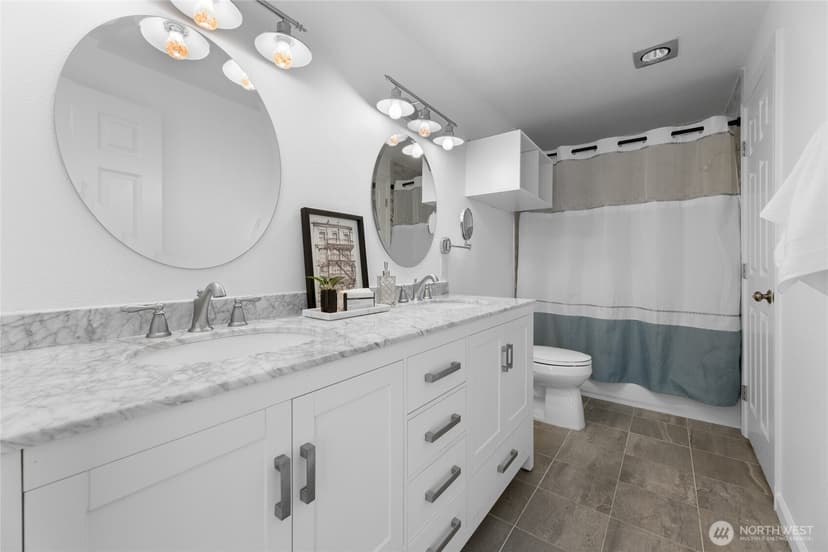 Property photo for 1555 Union Avenue NE #39, Renton photo 18