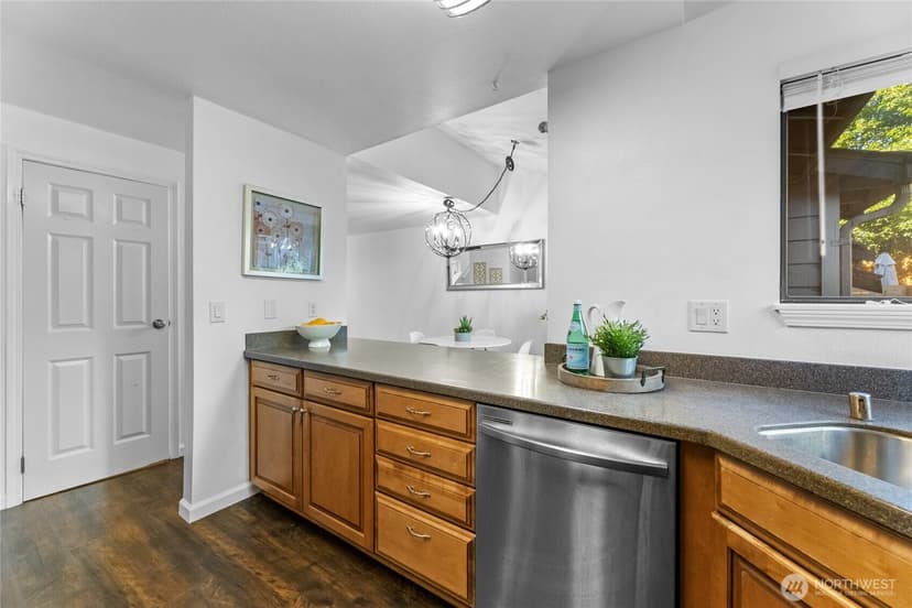 Property photo for 1555 Union Avenue NE #39, Renton photo 12