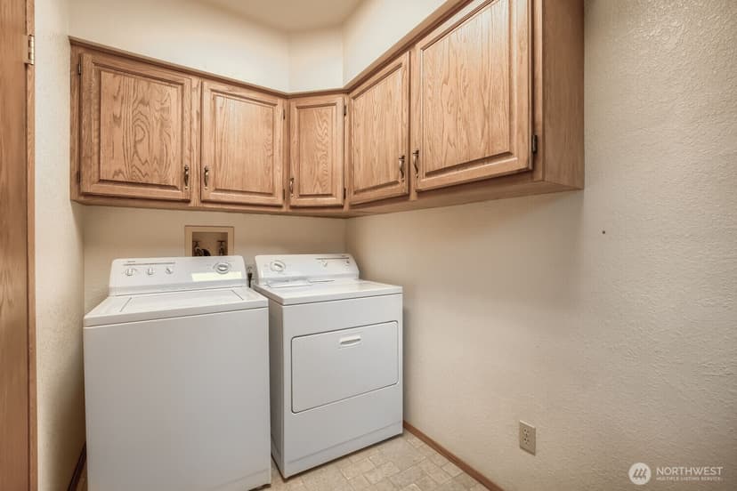 Property photo for 4860 S 175th Street, SeaTac photo 19