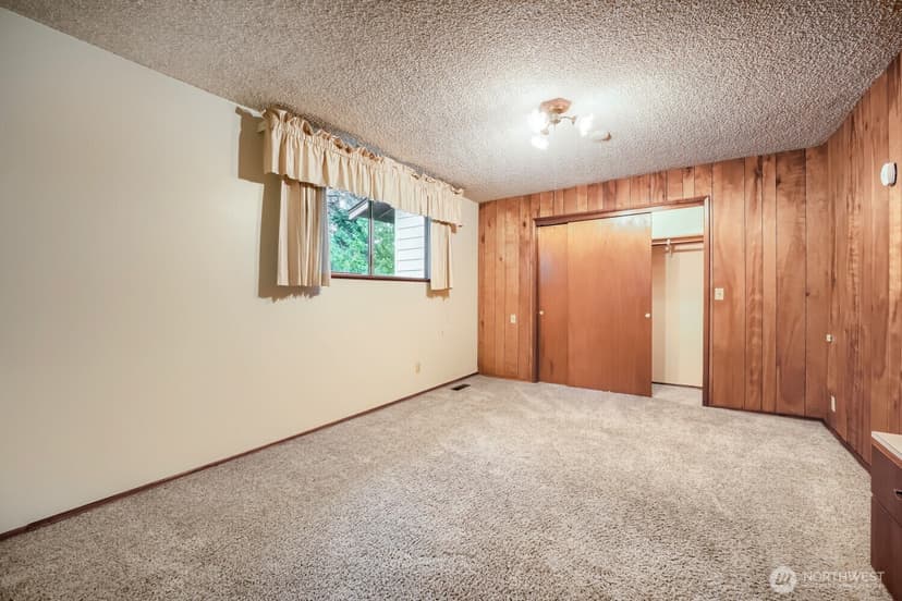 Property photo for 4860 S 175th Street, SeaTac photo 11