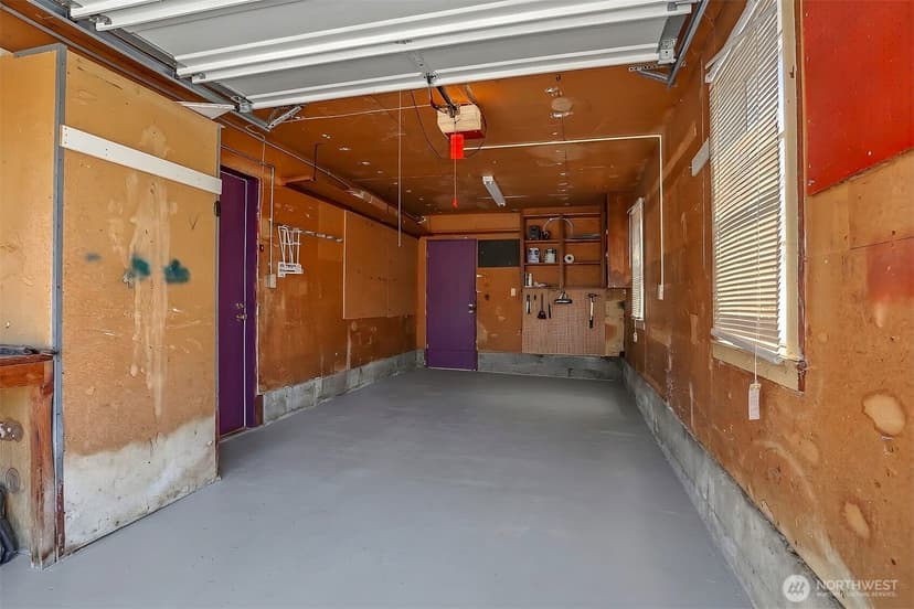 Property photo for 4711 Colby Avenue, Everett photo 29