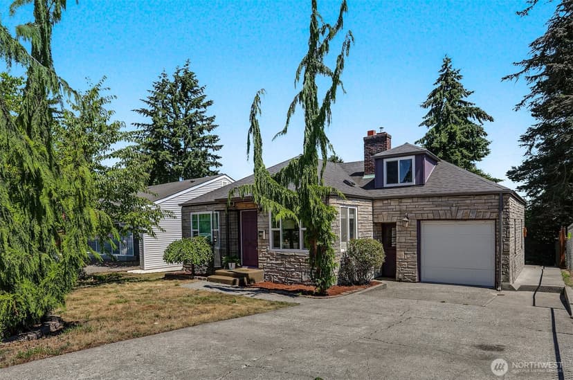 Property photo for 4711 Colby Avenue, Everett photo 2