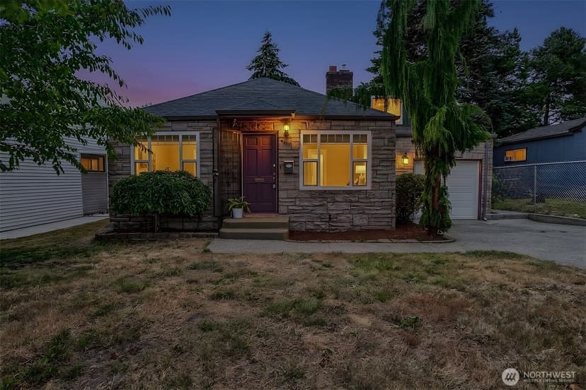 Property photo for 4711 Colby Avenue, Everett photo 34