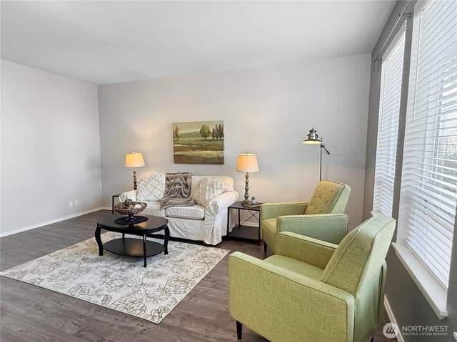 Property photo for 800 96th Avenue NE #i 102, Lake Stevens photo 5