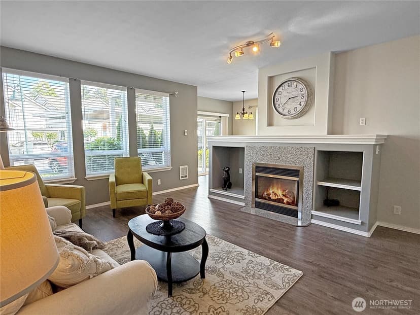 Property photo for 800 96th Avenue NE #i 102, Lake Stevens photo 3