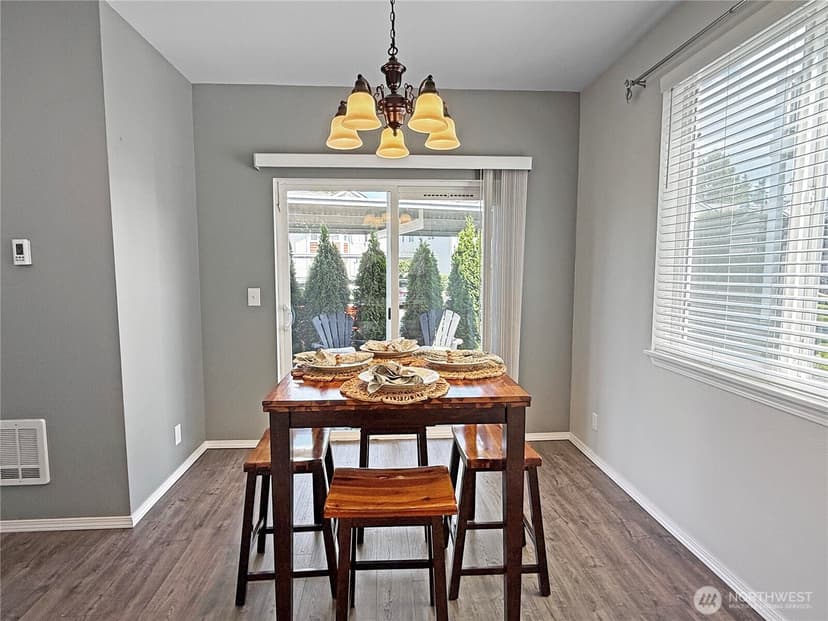 Property photo for 800 96th Avenue NE #i 102, Lake Stevens photo 11