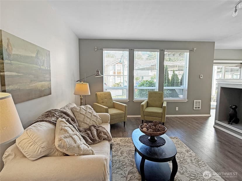 Property photo for 800 96th Avenue NE #i 102, Lake Stevens photo 4