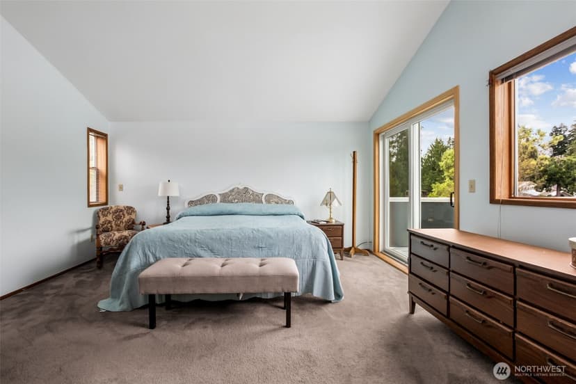 Property photo for 21702 SE 262nd Place, Maple Valley photo 18