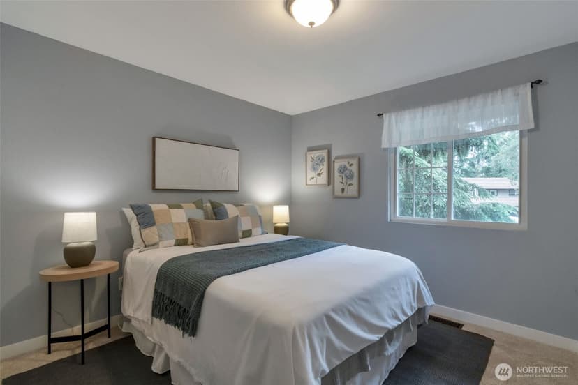 Property photo for 10520 NE 136th Place, Kirkland photo 21