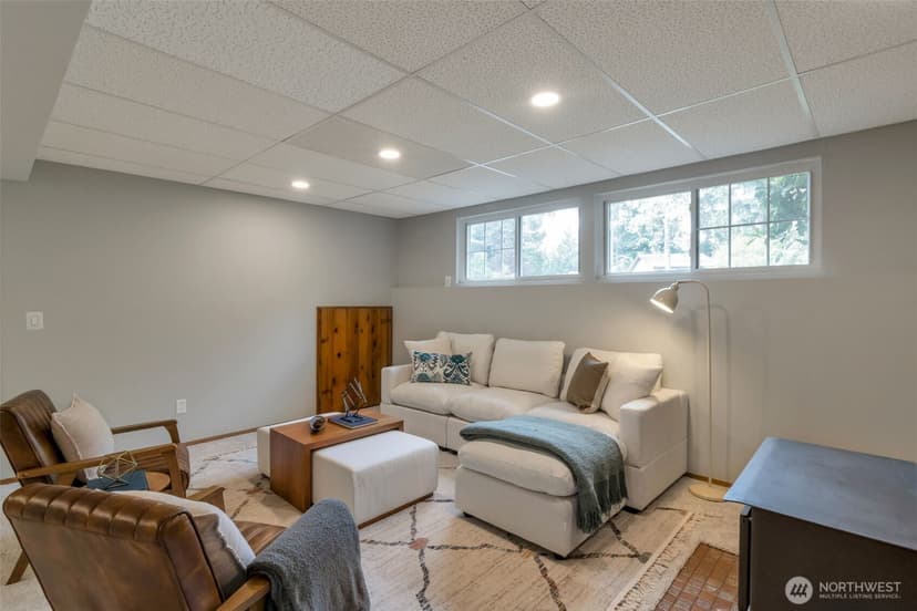 Property photo for 10520 NE 136th Place, Kirkland photo 16