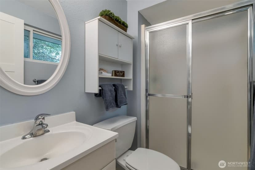 Property photo for 10520 NE 136th Place, Kirkland photo 24
