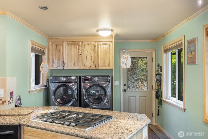 Property photo for 19005 104th Avenue NE, Bothell photo 8