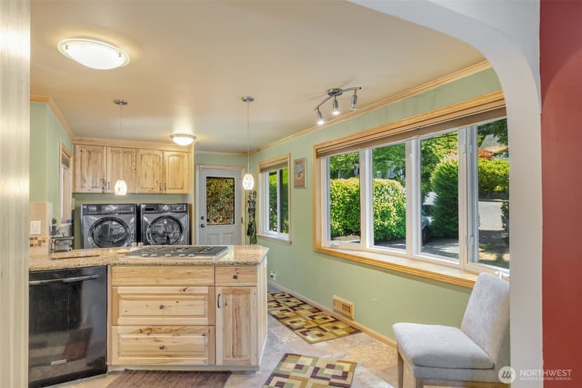 Property photo for 19005 104th Avenue NE, Bothell photo 7