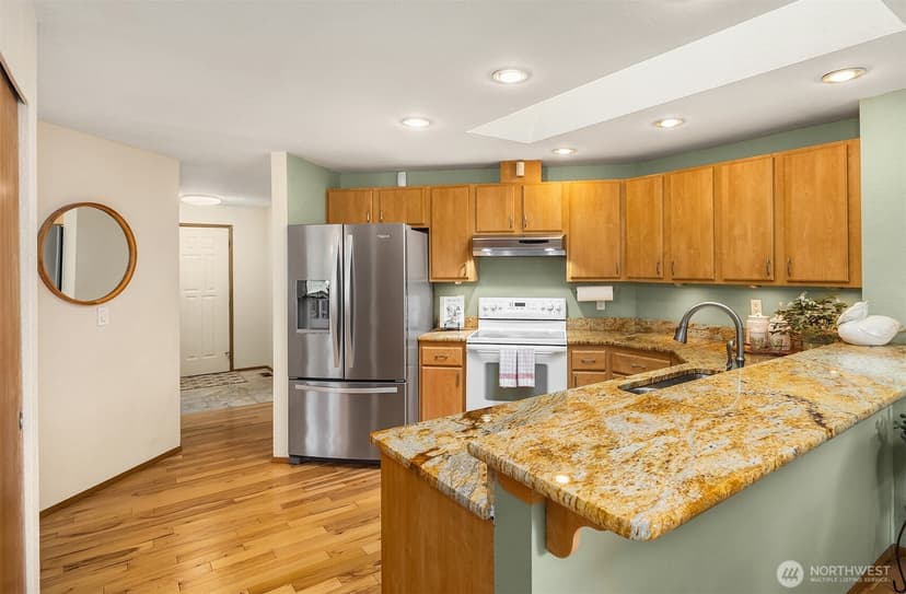 Property photo for 28010 129th Place SE, Kent photo 14