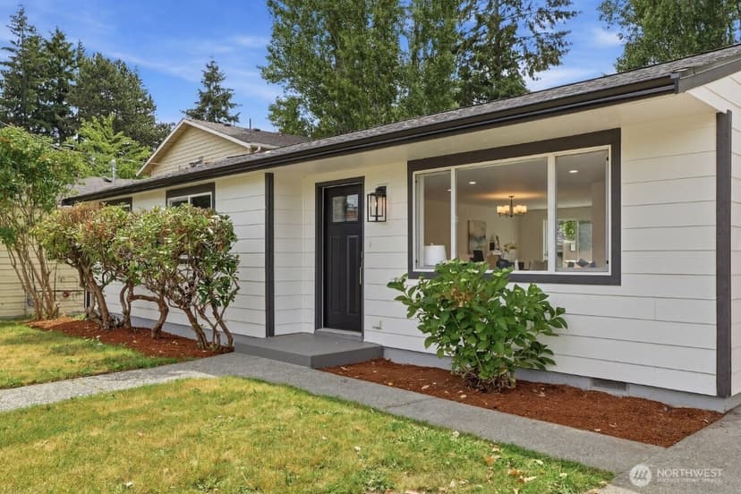 Property photo for 1433 SW Donovan Street, Seattle photo 2