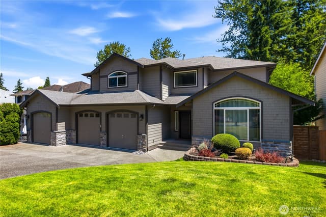 Property photo for 35826 9th Avenue SW, Federal Way photo 2