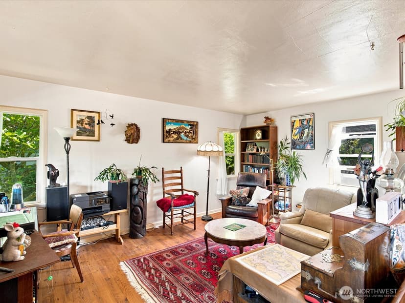 Property photo for 2715 50th Avenue SW, Seattle photo 7