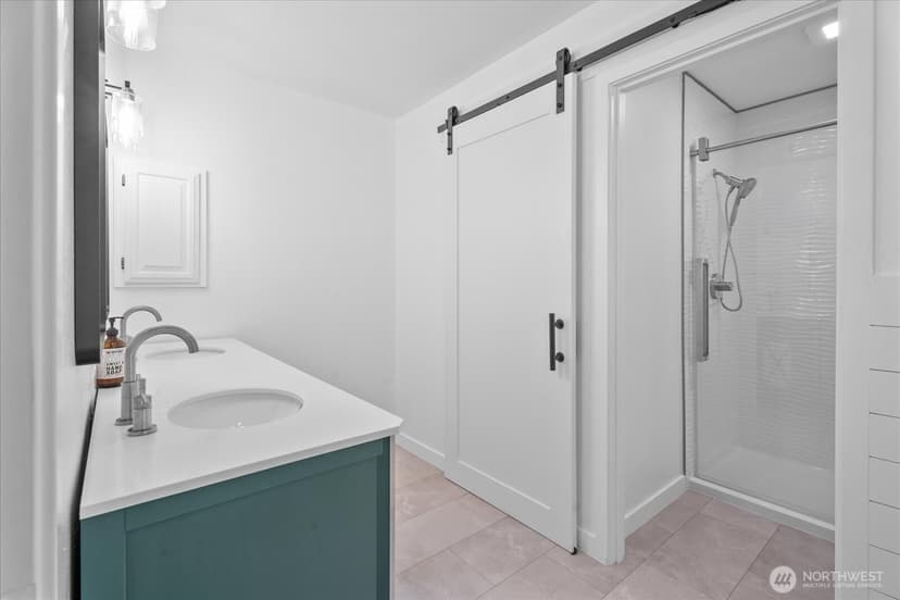 Property photo for 8925 Pebble Place SE, Port Orchard photo 25