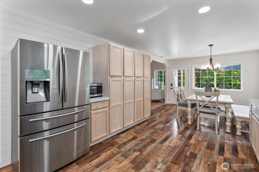 Property photo for 8925 Pebble Place SE, Port Orchard photo 12