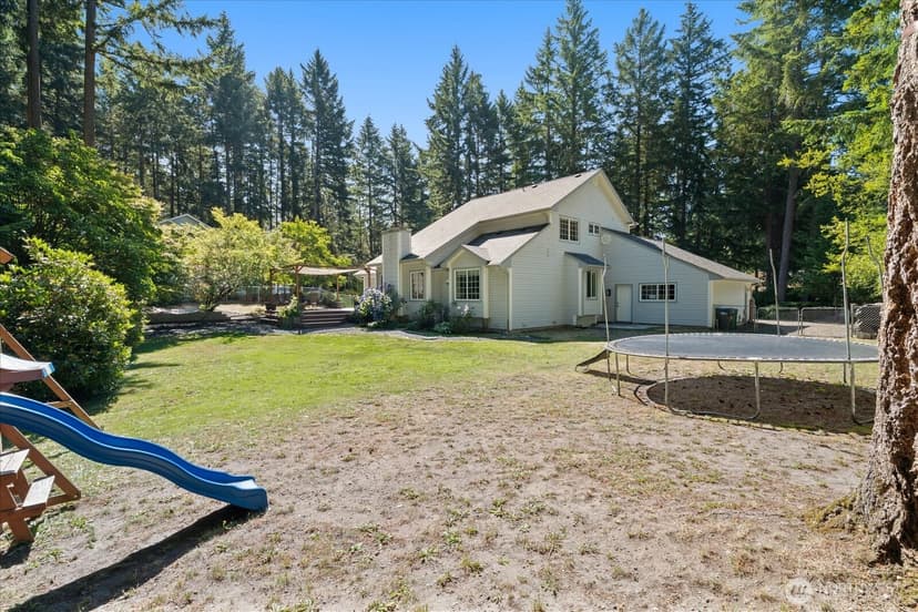 Property photo for 8925 Pebble Place SE, Port Orchard photo 37
