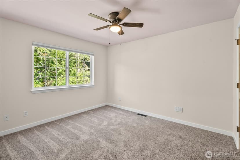 Property photo for 8925 Pebble Place SE, Port Orchard photo 33