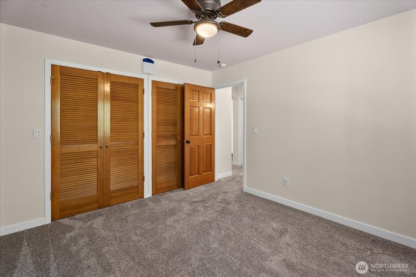 Property photo for 8925 Pebble Place SE, Port Orchard photo 34