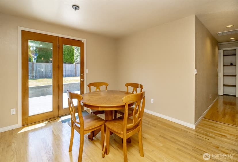 Property photo for 10025 14th Avenue E, Tacoma photo 12