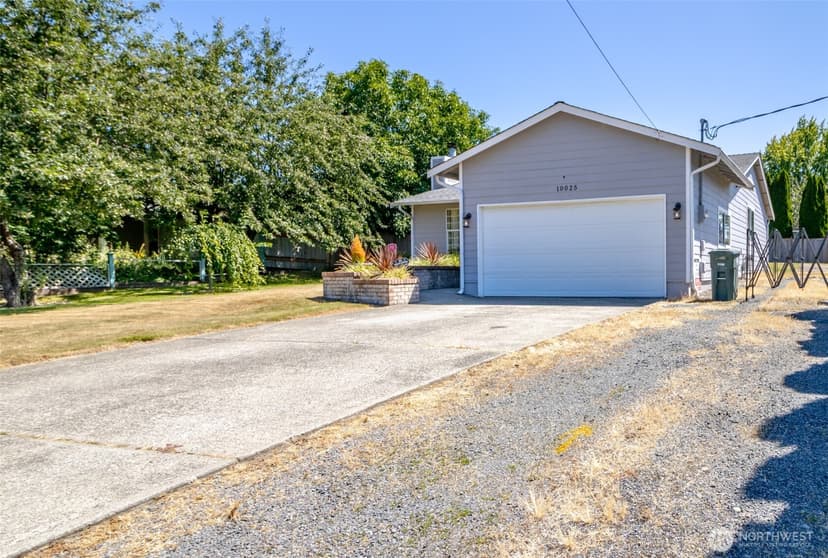 Property photo for 10025 14th Avenue E, Tacoma photo 29