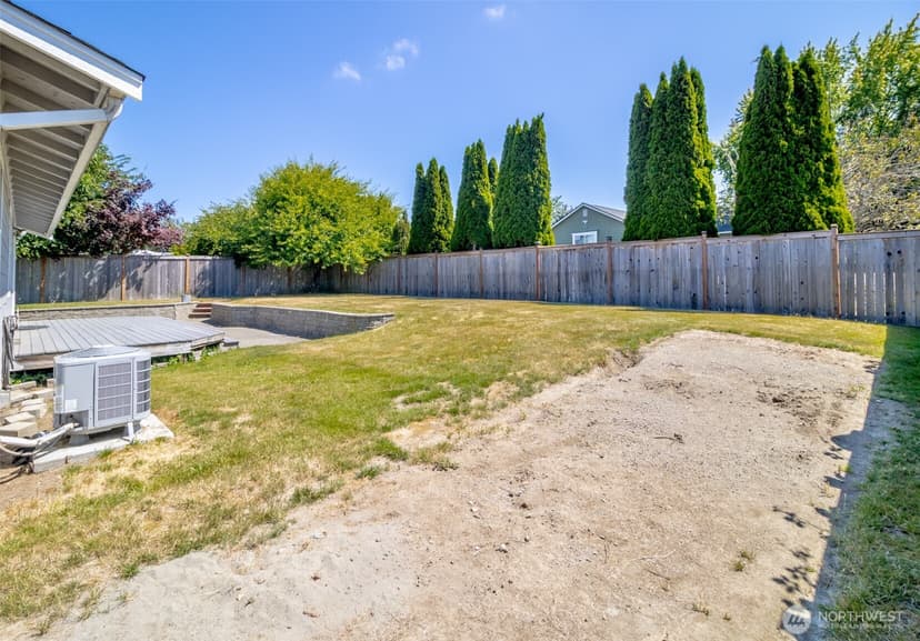 Property photo for 10025 14th Avenue E, Tacoma photo 3
