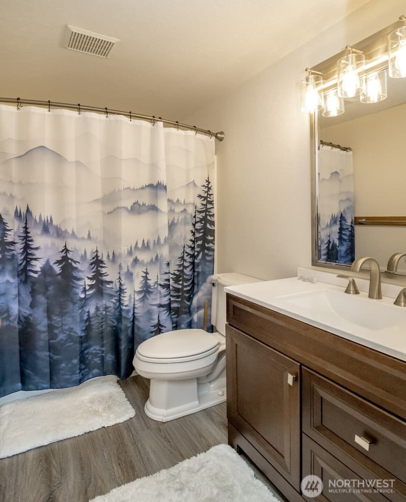 Property photo for 10025 14th Avenue E, Tacoma photo 17