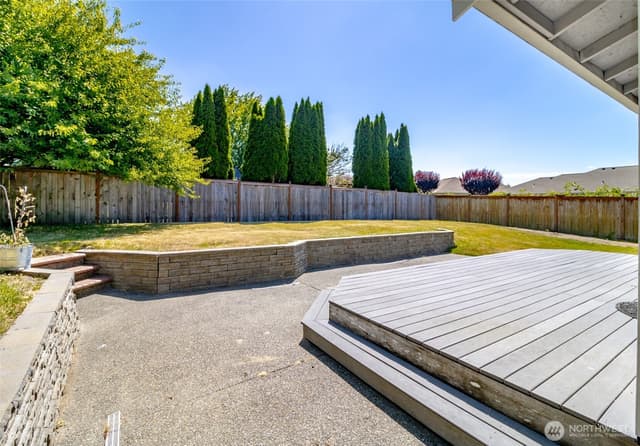 Property photo for 10025 14th Avenue E, Tacoma photo 2