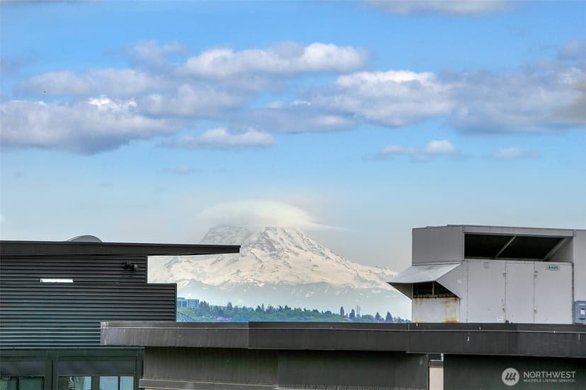 Property photo for 76 Cedar Street #603, Seattle photo 18