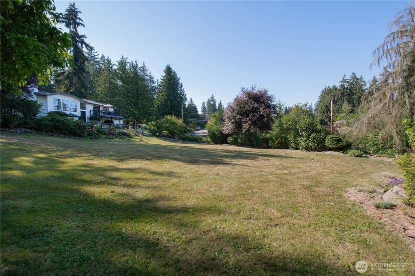 Property photo for 4627 129th Avenue E, Edgewood photo 3