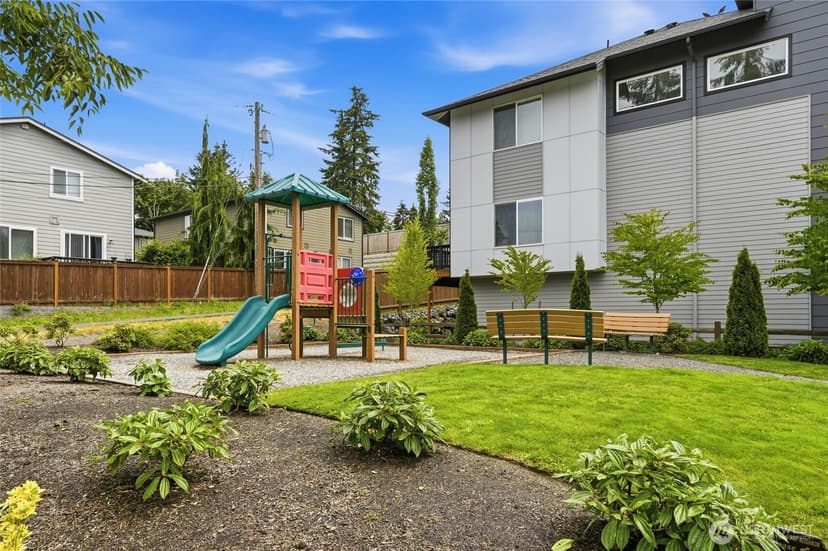 Property photo for 14925 44th Avenue W #B5, Lynnwood photo 22