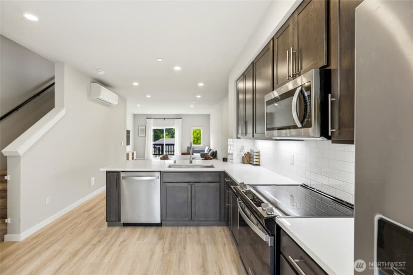 Property photo for 14925 44th Avenue W #B5, Lynnwood photo 12