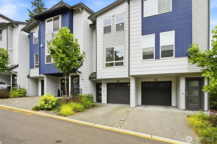 Property photo for 14925 44th Avenue W #B5, Lynnwood photo 2