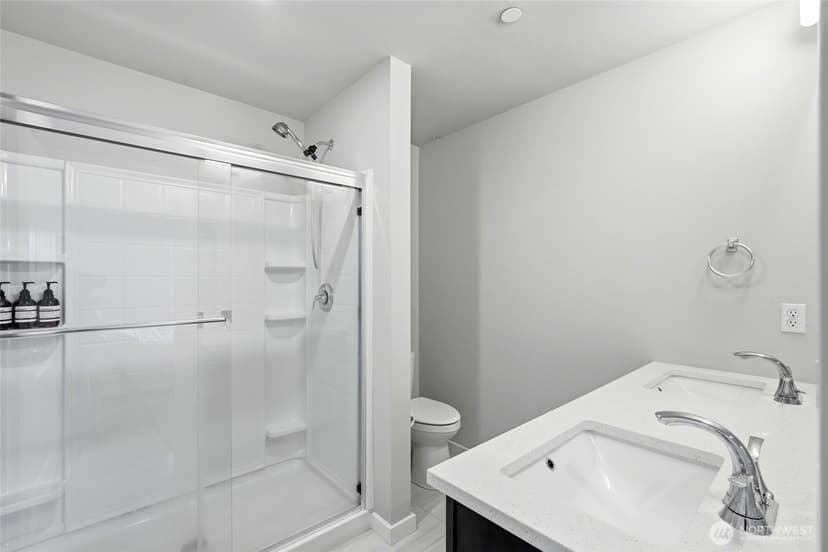 Property photo for 14925 44th Avenue W #B5, Lynnwood photo 17