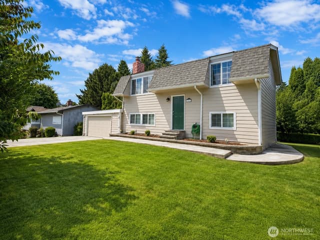Property photo for 6132 59th Street NE, Marysville photo 2
